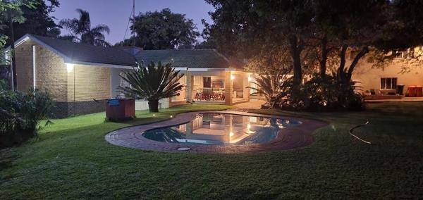 9 Bedroom House