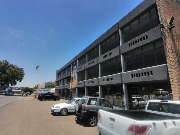 3 720 m² Industrial space