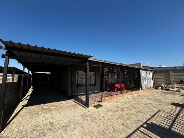 2 Bedroom House