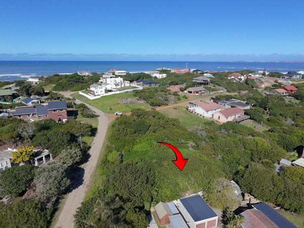 1 017 m² Land