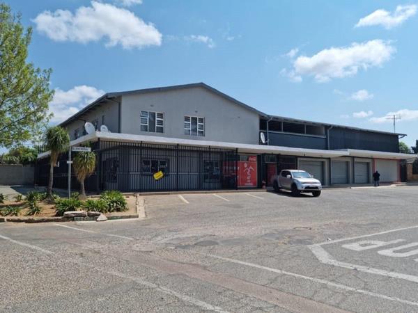 638 m² Commercial space