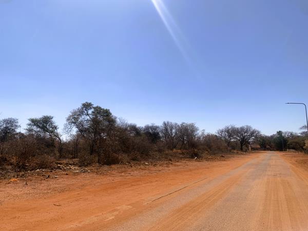 1 221 m² Land