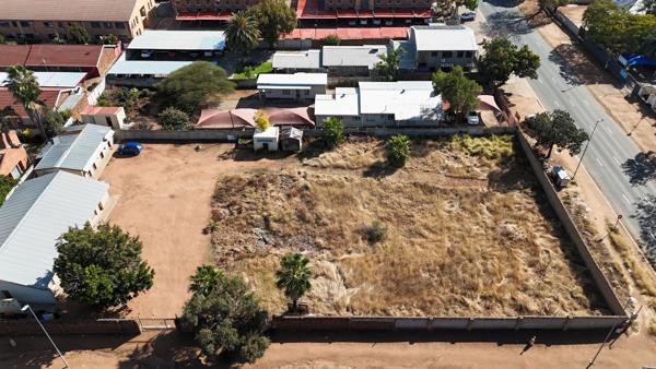 2 855 m² Land