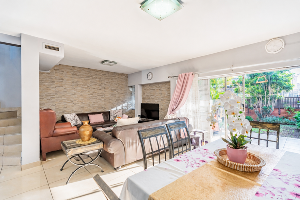 4 Bedroom Townhouse