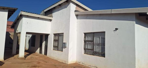 2 Bedroom House