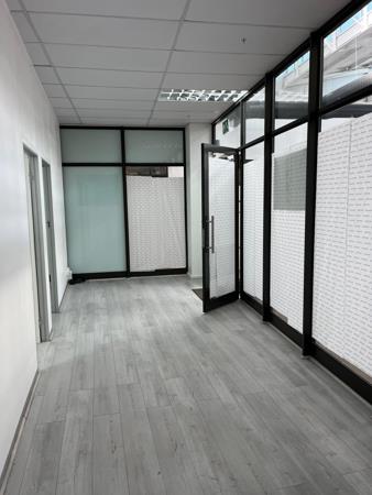 67 m² Retail Space