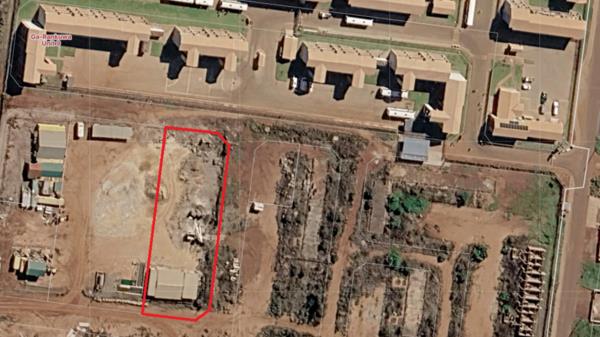2 555 m² Land