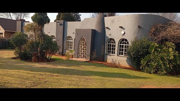 5 Bedroom House