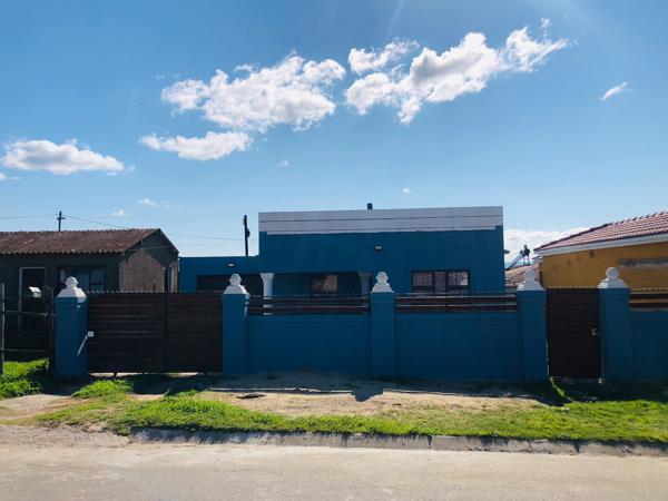 2 Bedroom House