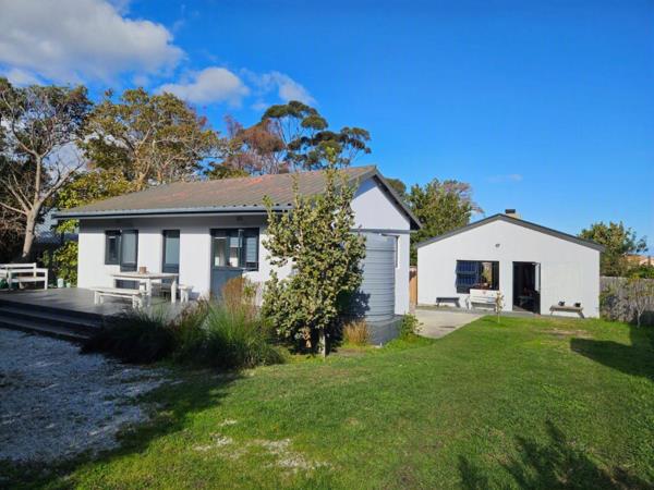 2 Bedroom House