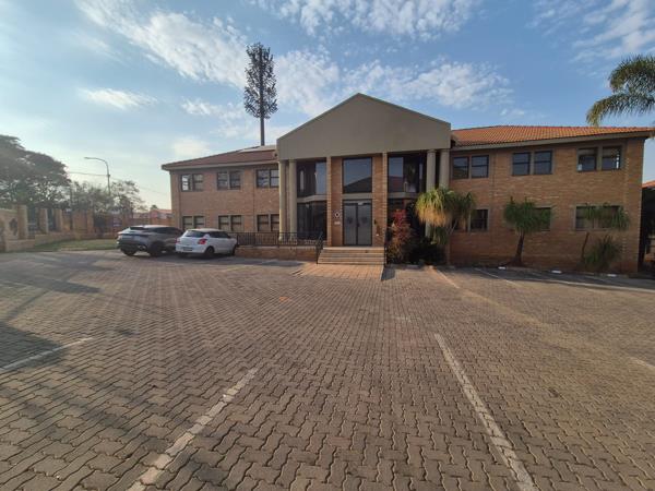 137 m² Commercial space