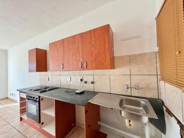 2 Bedroom Flat