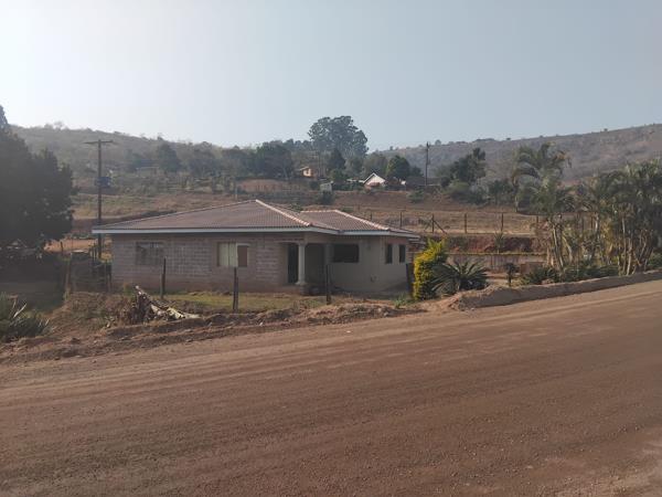 4 454 m² Smallholding