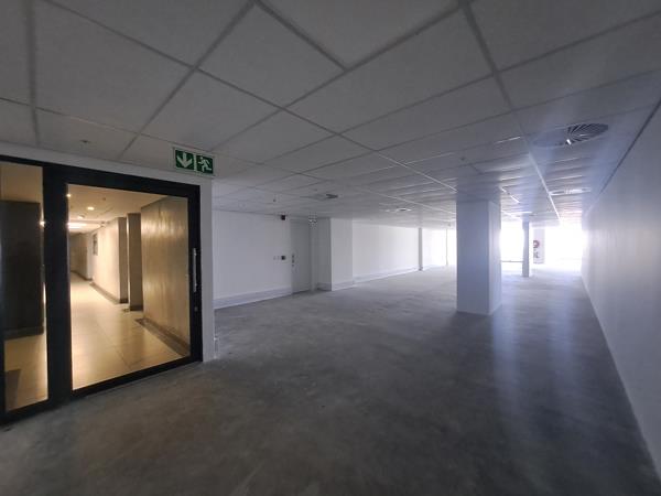 1 060 m² Commercial space