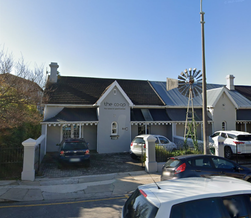 212 m² Commercial space