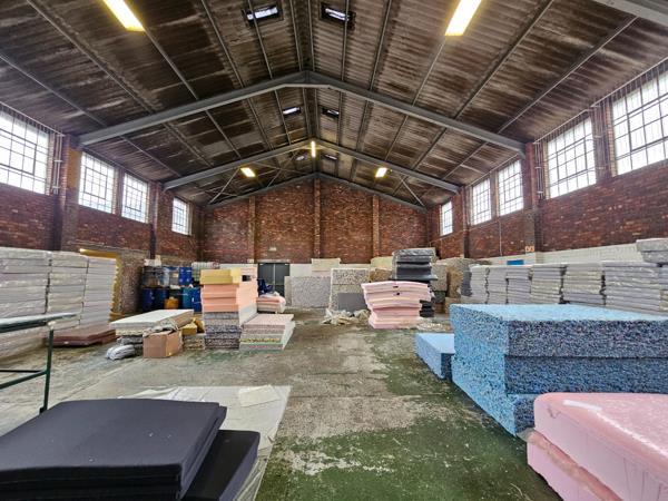 465 m² Industrial space