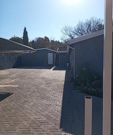 2 Bedroom Garden Cottage
