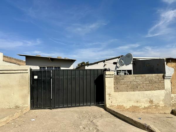 12 Bedroom House