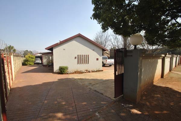 8 Bedroom House