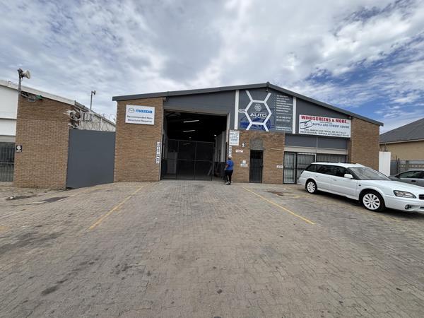 580 m² Industrial space