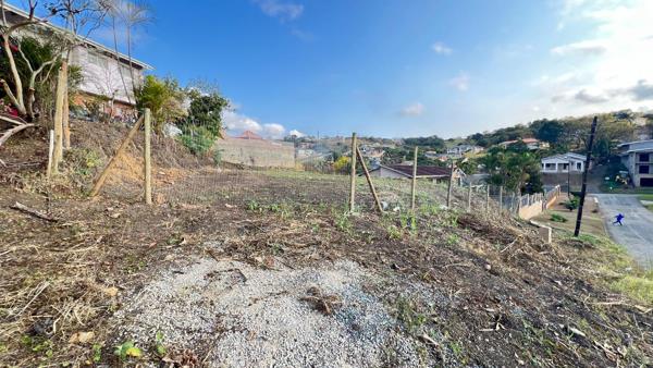 683 m² Land