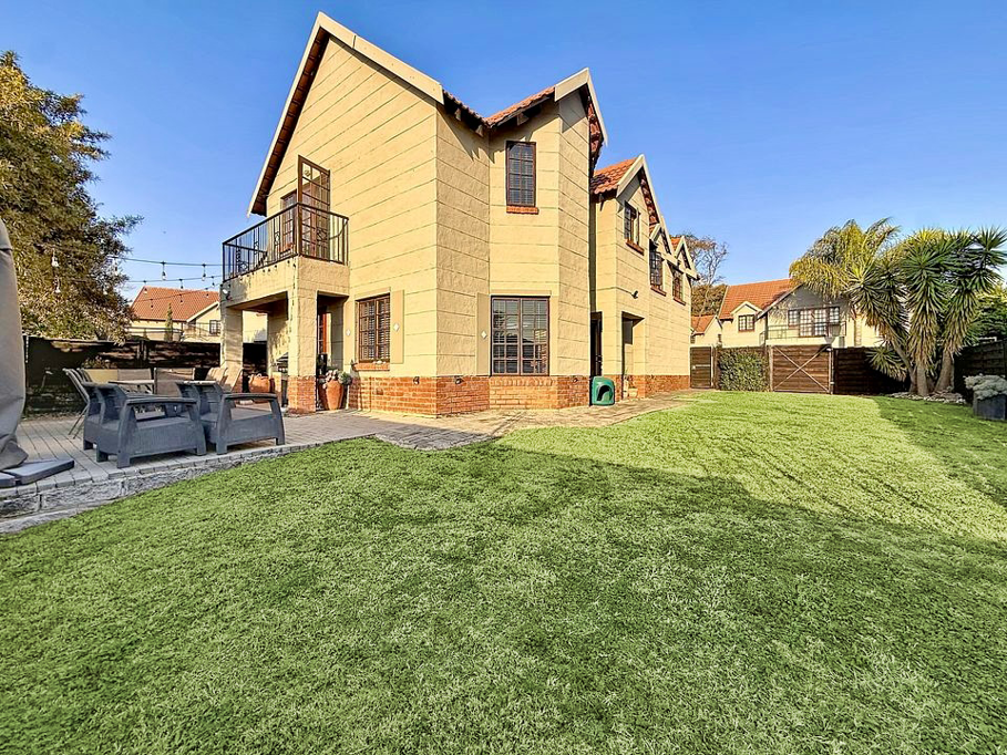 3 Bedroom Townhouse