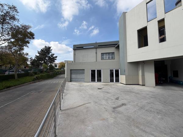 345 m² Industrial space