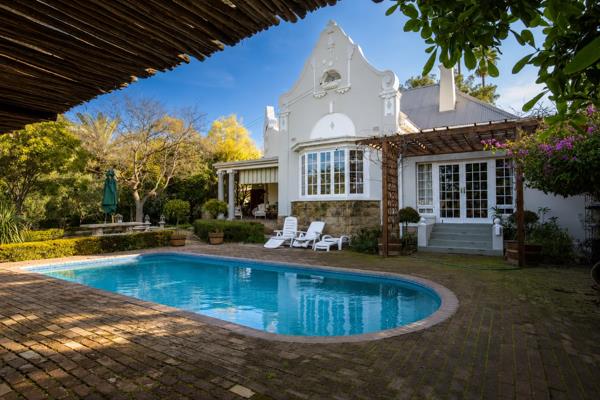 5 Bedroom House