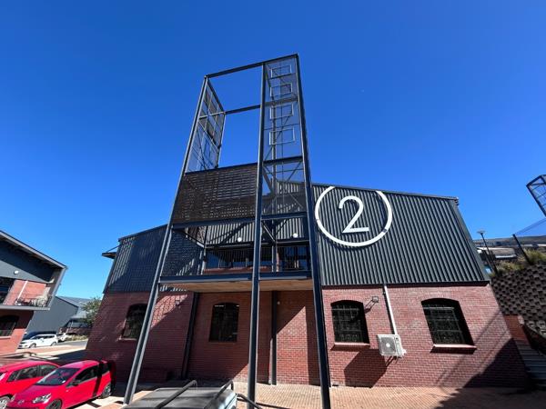 346 m² Commercial space