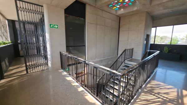 155 m² Commercial space
