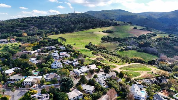 864 m² Land