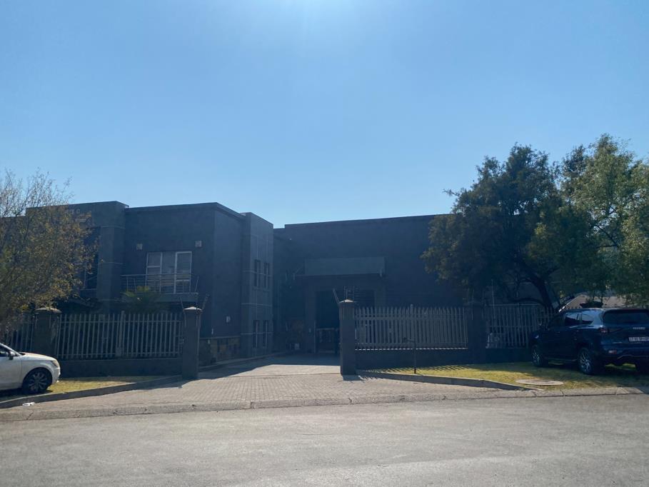 1 551 m² Industrial space