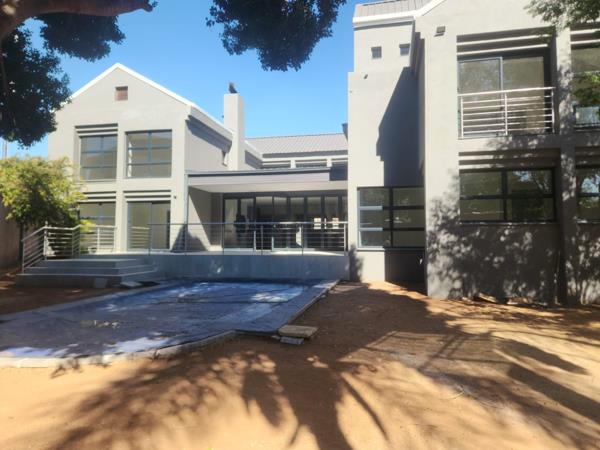 5 Bedroom House