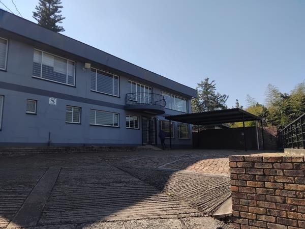 300 m² Commercial space