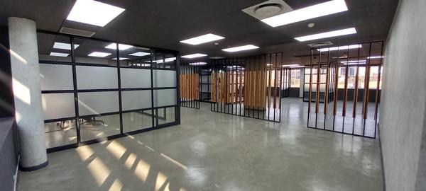 270 m² Commercial space