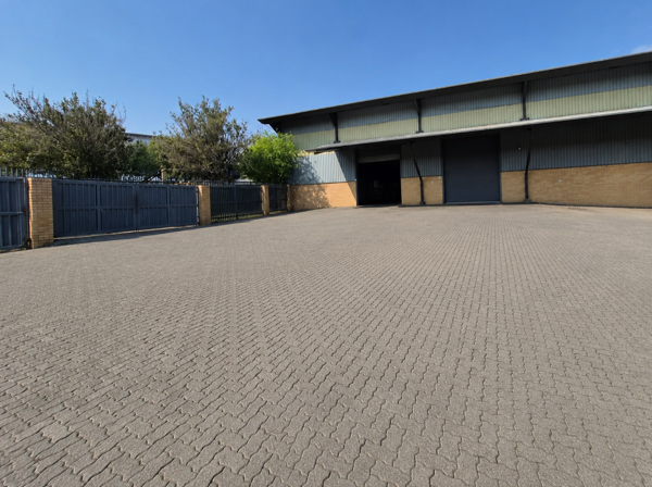 920 m² Industrial space