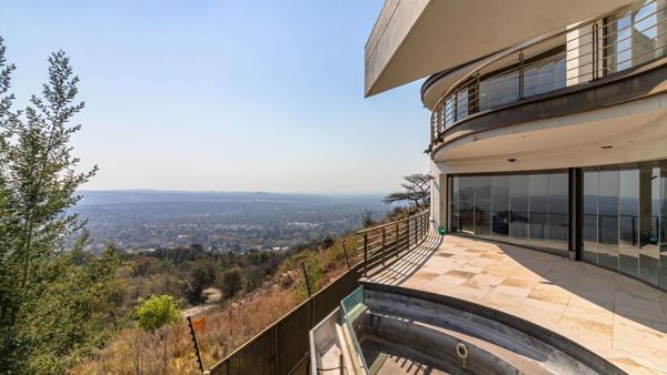 8 Bedroom House