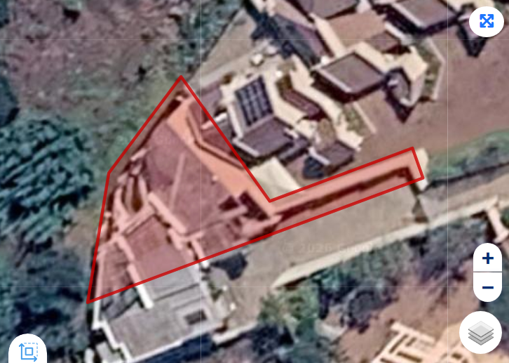 8 Bedroom House