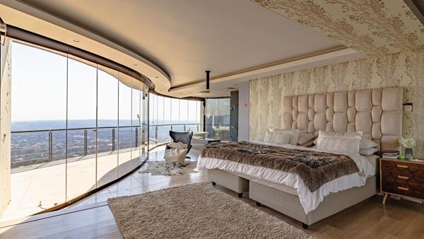 8 Bedroom House
