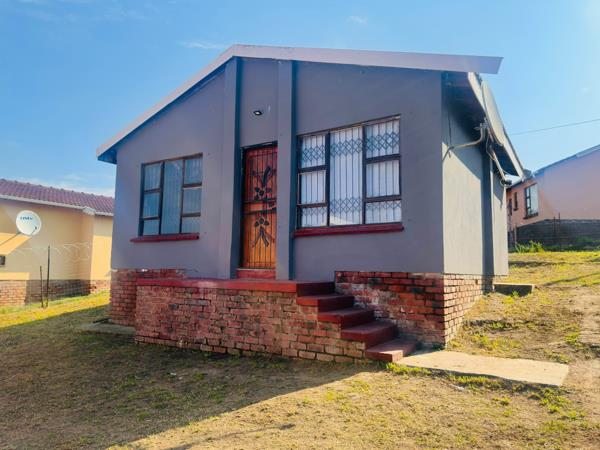 2 Bedroom House