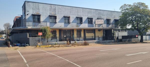 2 574 m² Commercial space