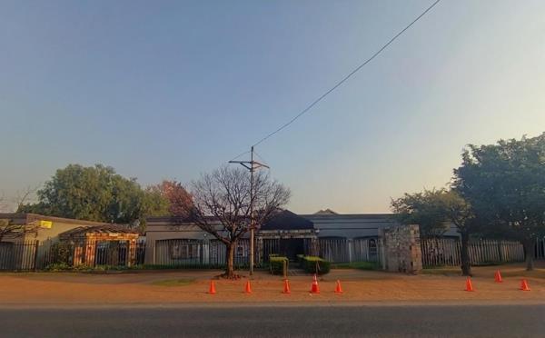 274 m² Commercial space