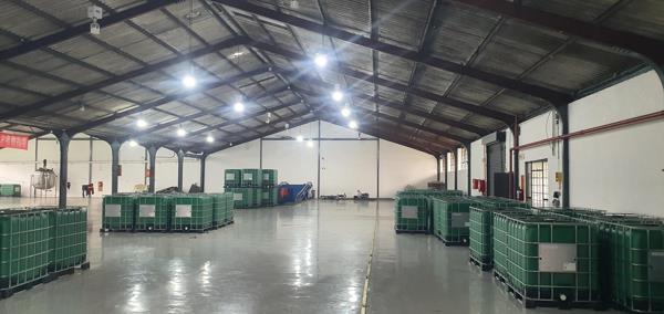1 300 m² Industrial space