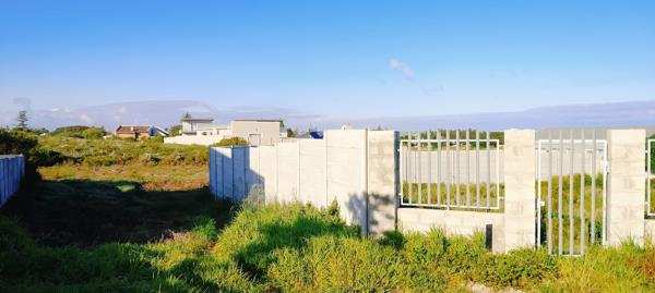 595 m² Land