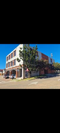 100 m² Office Space