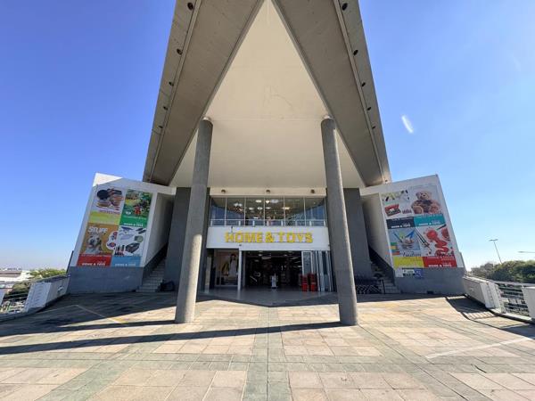 2 195 m² Retail Space