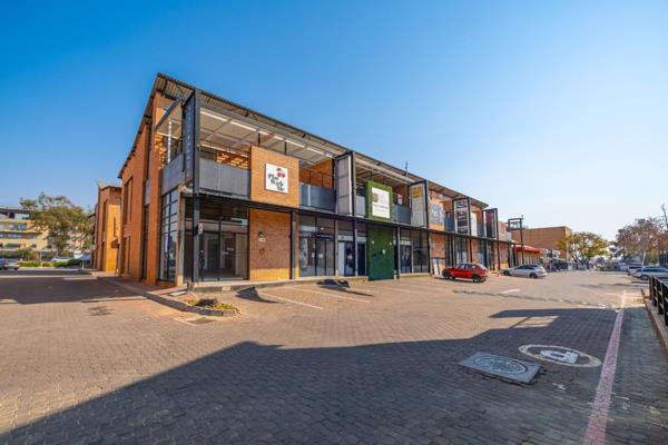 360 m² Retail Space