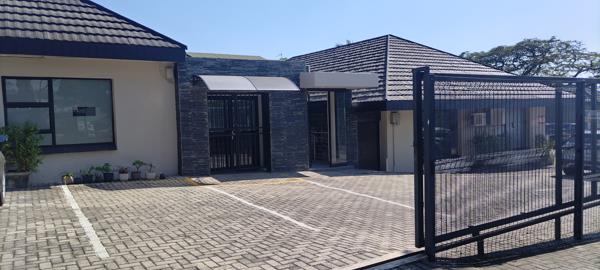 125 m² Commercial space