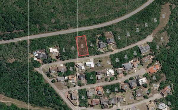 1 225 m² Land