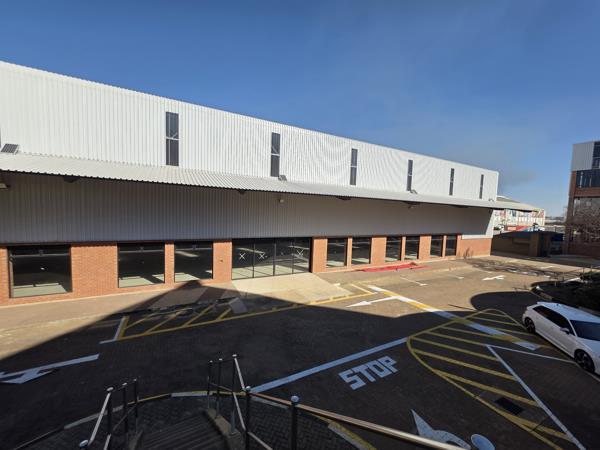 2 200 m² Industrial space